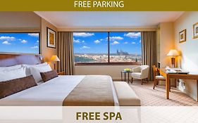 Grand Hotel Prague Towers - Czech Leading Hotels